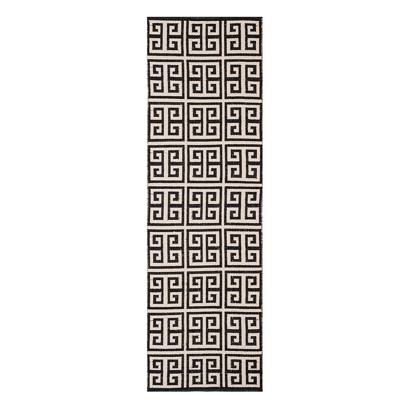 Safavieh Montauk Dani Greek Key Tile Rug