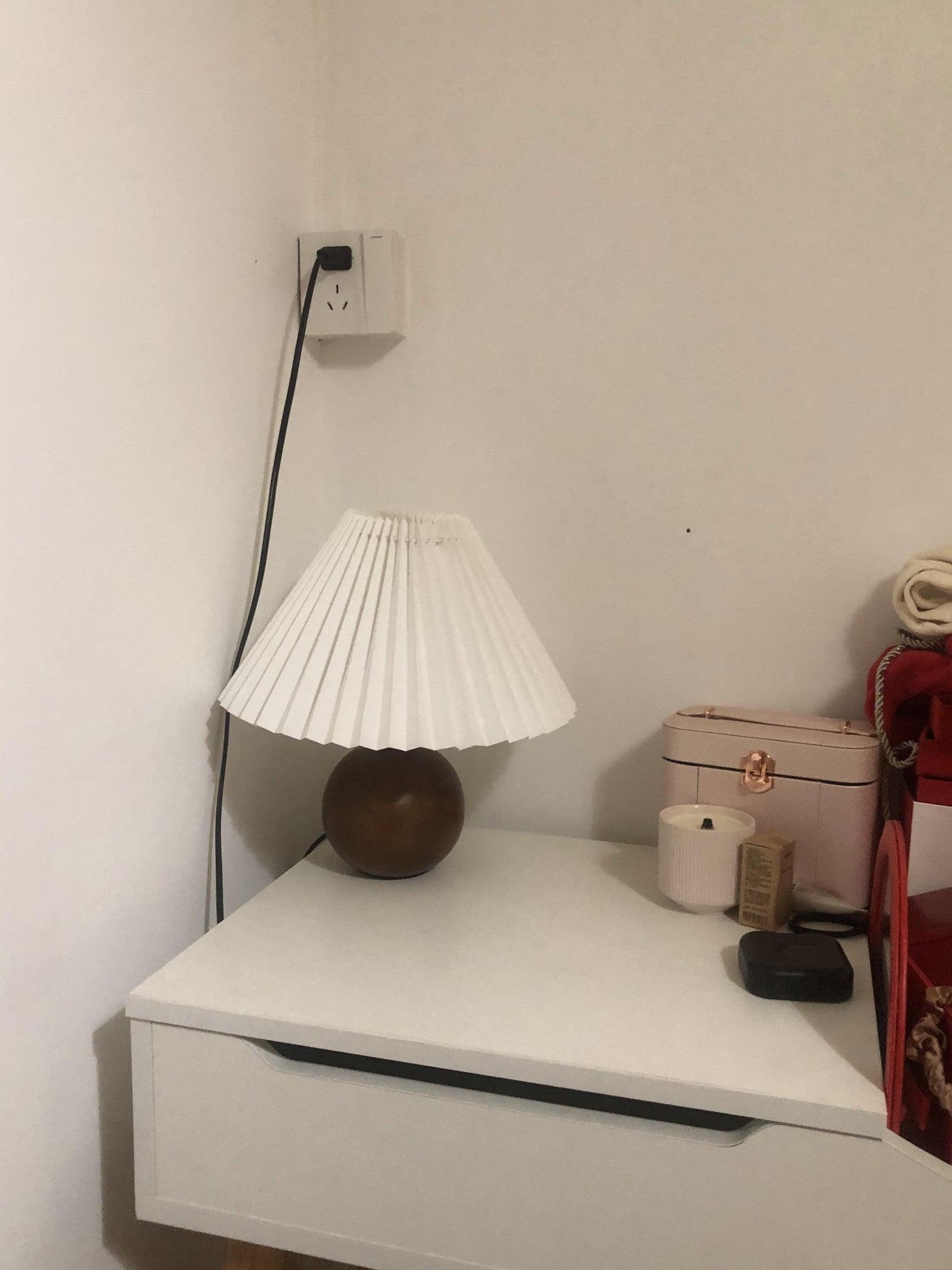 Wooden Pleated Table Lamp