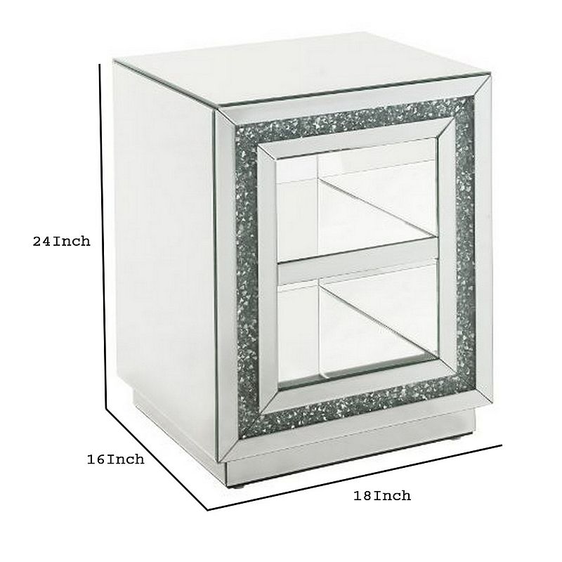 End Table with Mirror Framing and Faux Diamonds， Silver