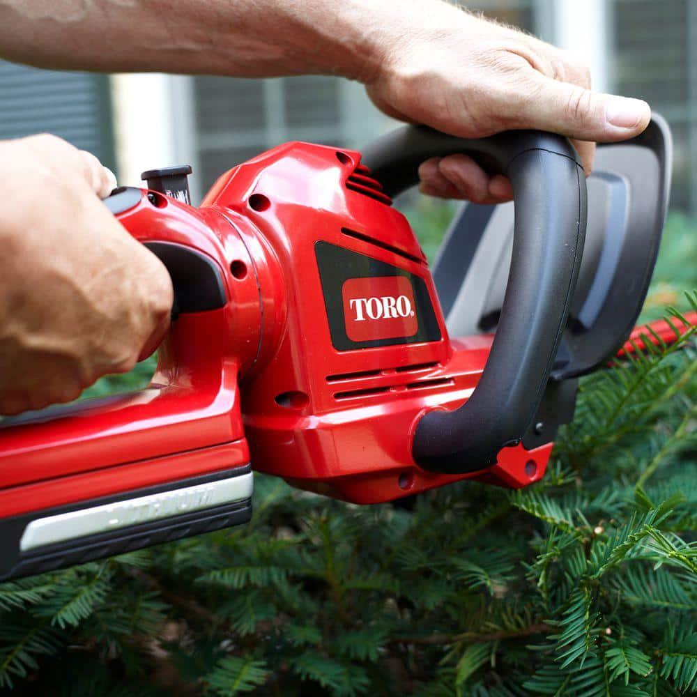 Toro 22 in 20V Max LithiumIon Cordless Hedge Trimmer