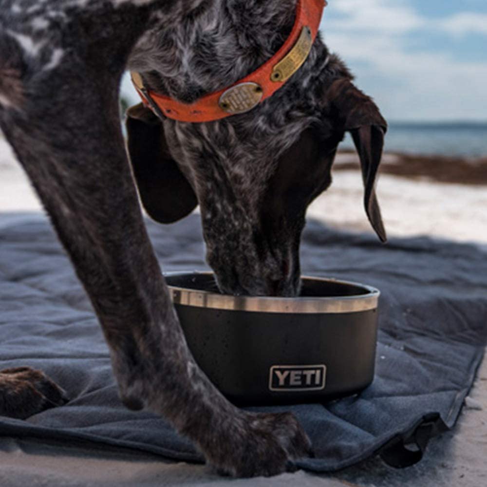 YETI Boomer 8， Stainless Steel， Non-Slip Dog Bowl， Holds 64 Ounces， Black