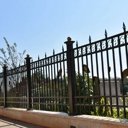 Factory Supply Galvanized PVC Coated Metal Fence Galvanized PVC Coated Metal Fence