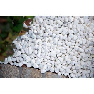 MSI Himalaya Medium White 0.5 cu. ft.(0.25 in. to 0.75 in.) Bagged Landscape Rock 40 lb. Bag (28 Bags  14 cu. ft.  Pallet) QHIMWHI2TUM40HP