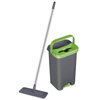 IT'S EZ DON'T SWEAT IT It's EZ Premium Multi-Surface Microfiber Spray Mop with Squeeze Bucket EZ-55112