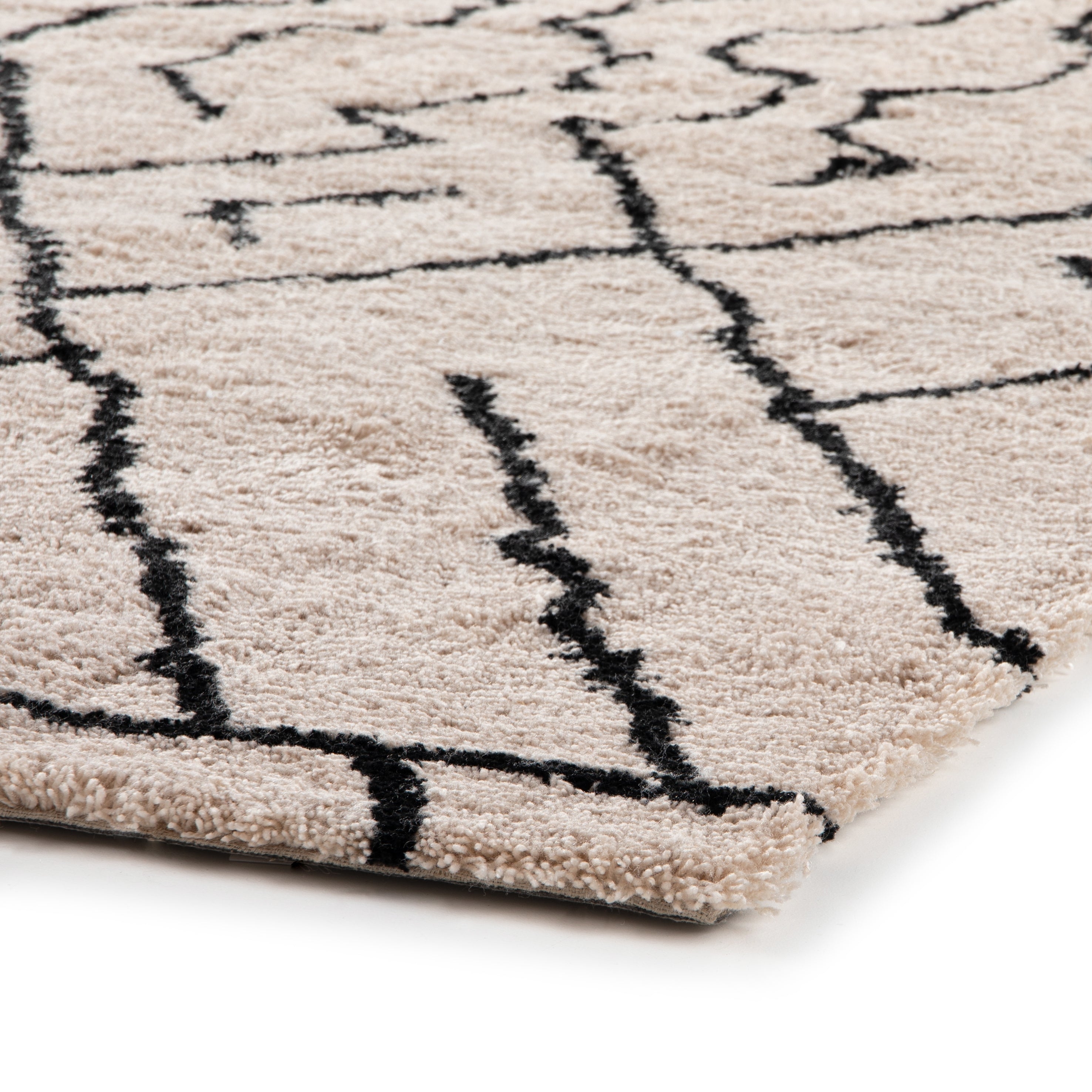 Stria Outdoor Rug in Cream & Black