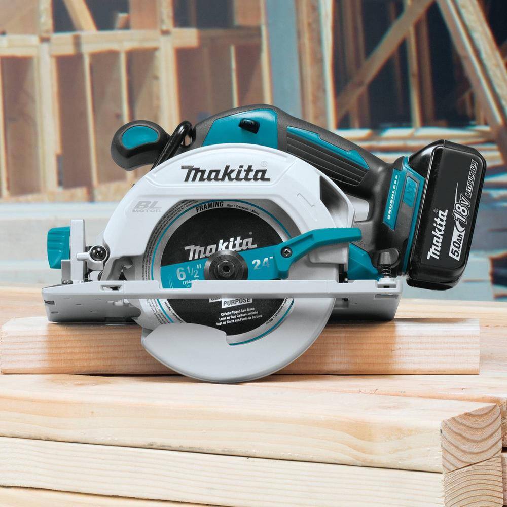 Makita 18V 5.0Ah LXT Lithium-Ion Brushless Cordless 6-12 in. Circular Saw Kit XSH03T