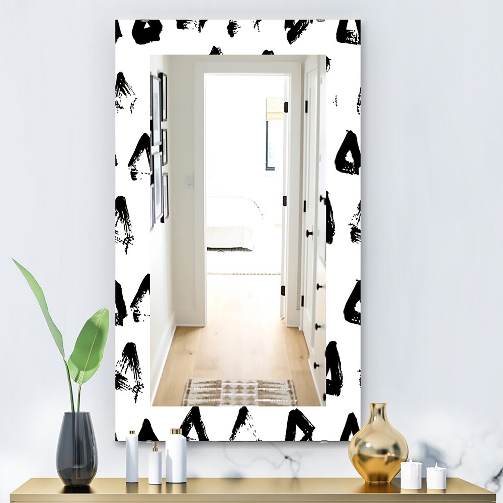 Designart 'Black   White 8' Modern Mirror   Contemporary Printed Wall Mirror