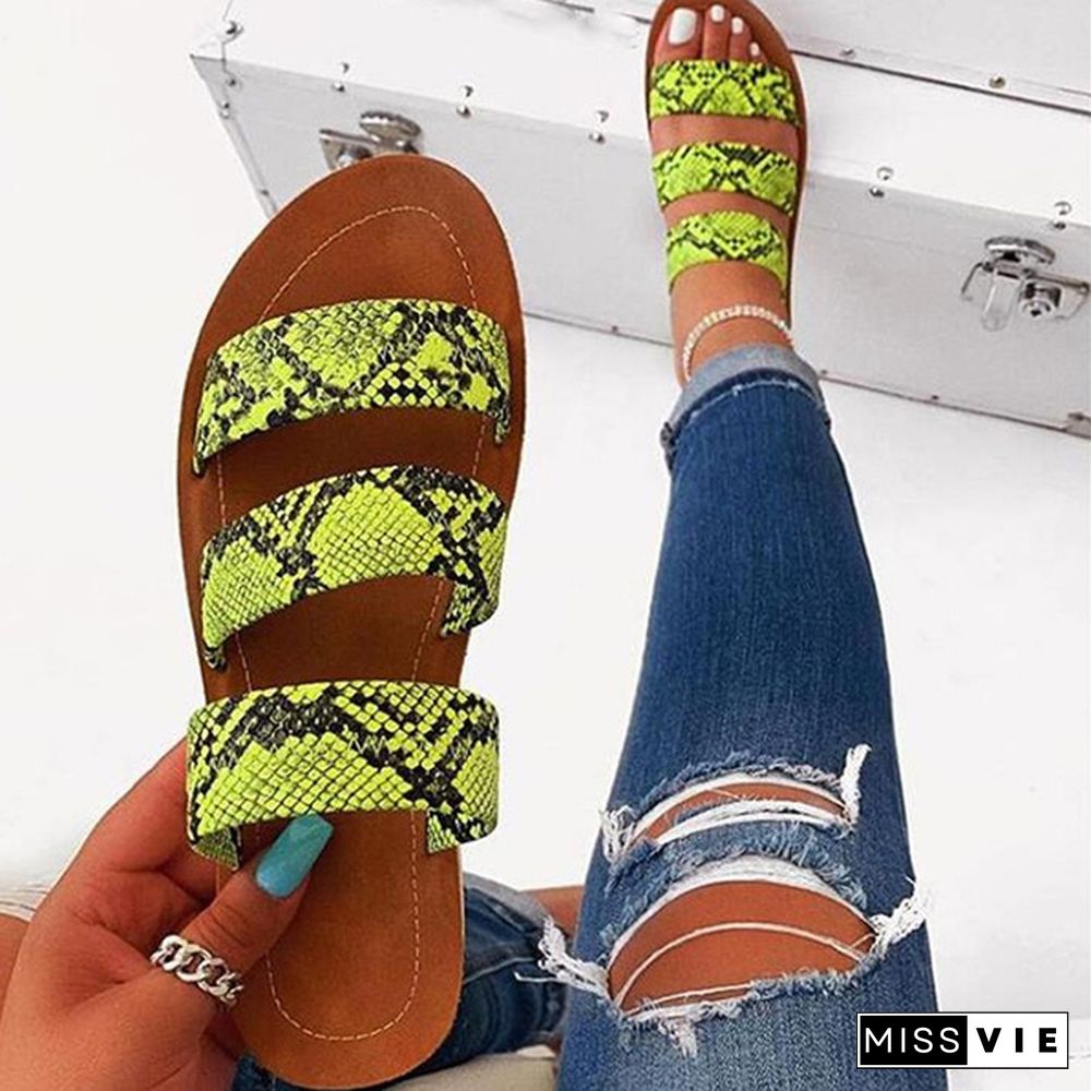 Plus Size New summer women's sandals Fashion flat bottom beach sandals Multicolor serpentine Non-slip Flip Flops