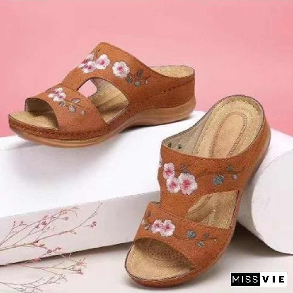 Sandals Comfortable Platform Soft Women Casual Slippers Embroider Flower Colorful Ethnic Flat Open Toe Outdoor Beach Shoes