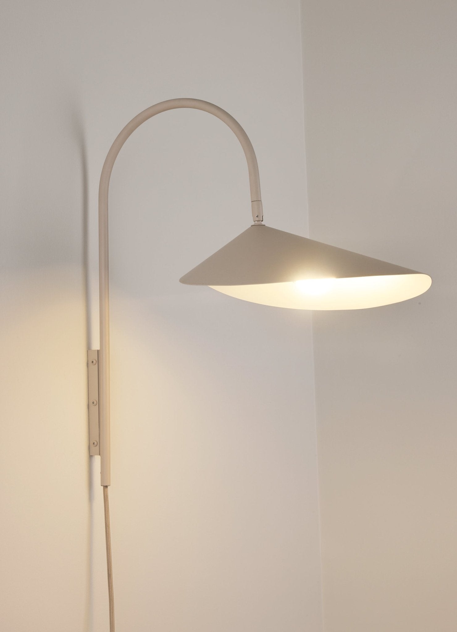 Arum Swivel Plug-in Wall Lamp