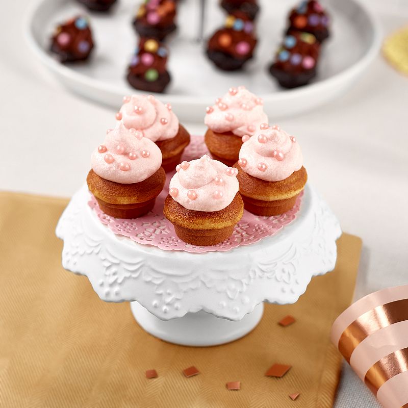 Dash Express Mini Cupcake Maker