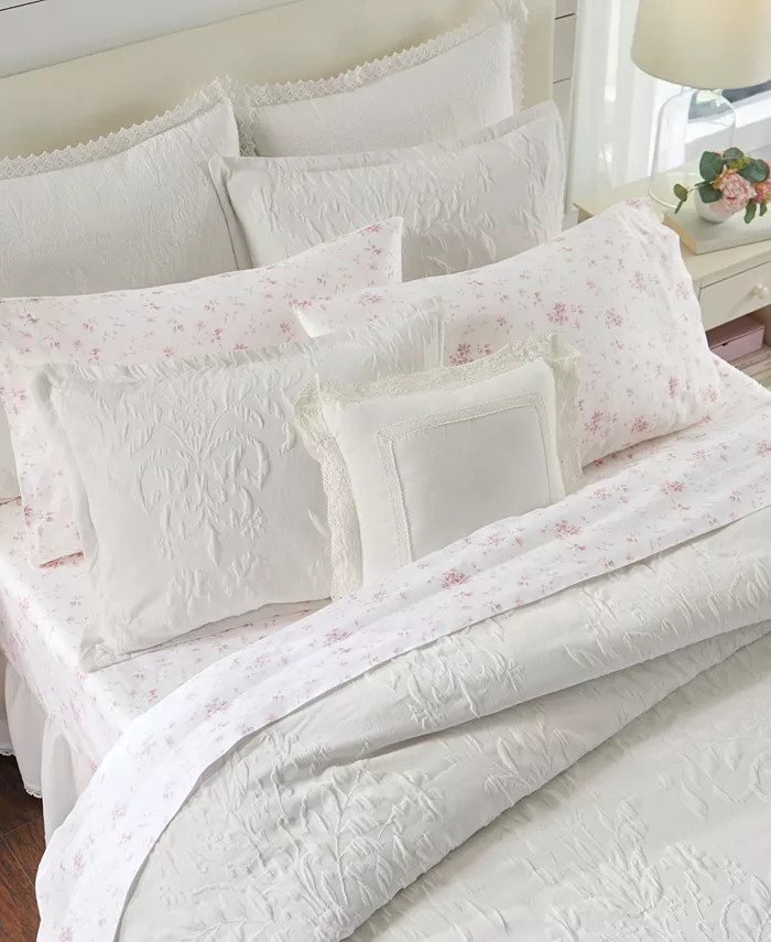 Laura Ashley Rowland Matelasse 2-Pc. Duvet Cover Set， Twin