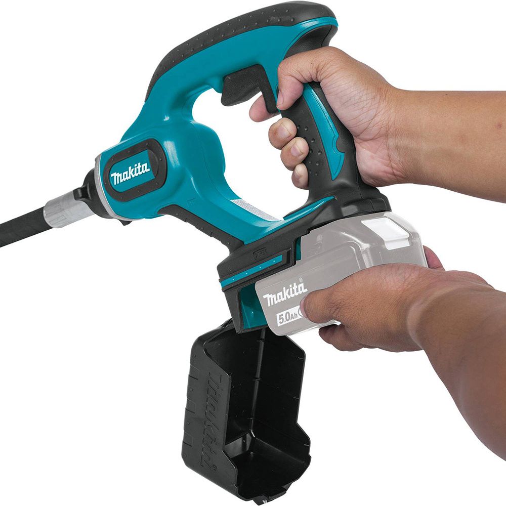 Makita XRV01Z 18V LXT Lithium‑Ion Cordless 4' Concrete Vibrator