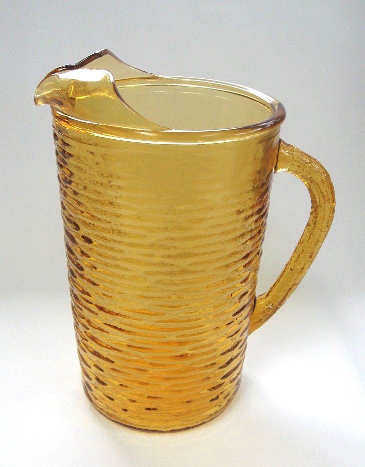 Honey Gold Amber Glass Water Beverage Pitcher Anchor Hocking 2 Quarts Vintage Kitchen 1960s