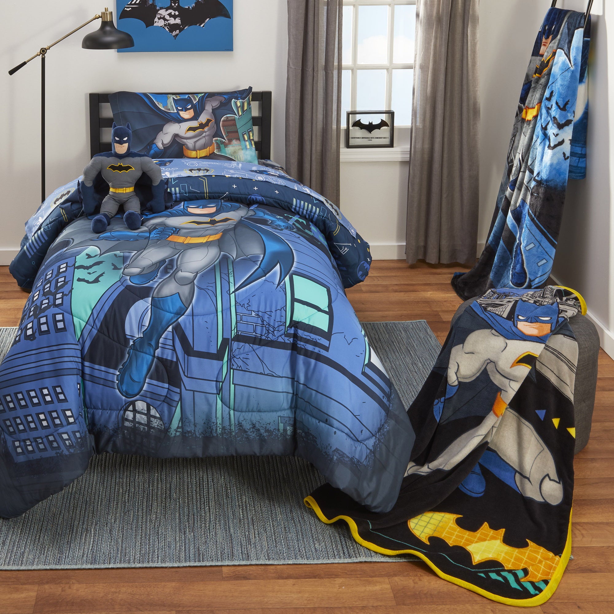 Batman Kids Fleece Throw Blanket， 46 x 60， Gray， Warner Bros