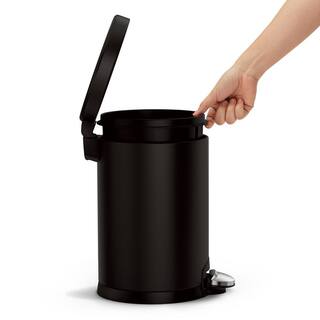 simplehuman 4.5 l (1.2 Gal.) Fingerprint-Proof Matte Black Steel Round Step-On Trash Can CW2091