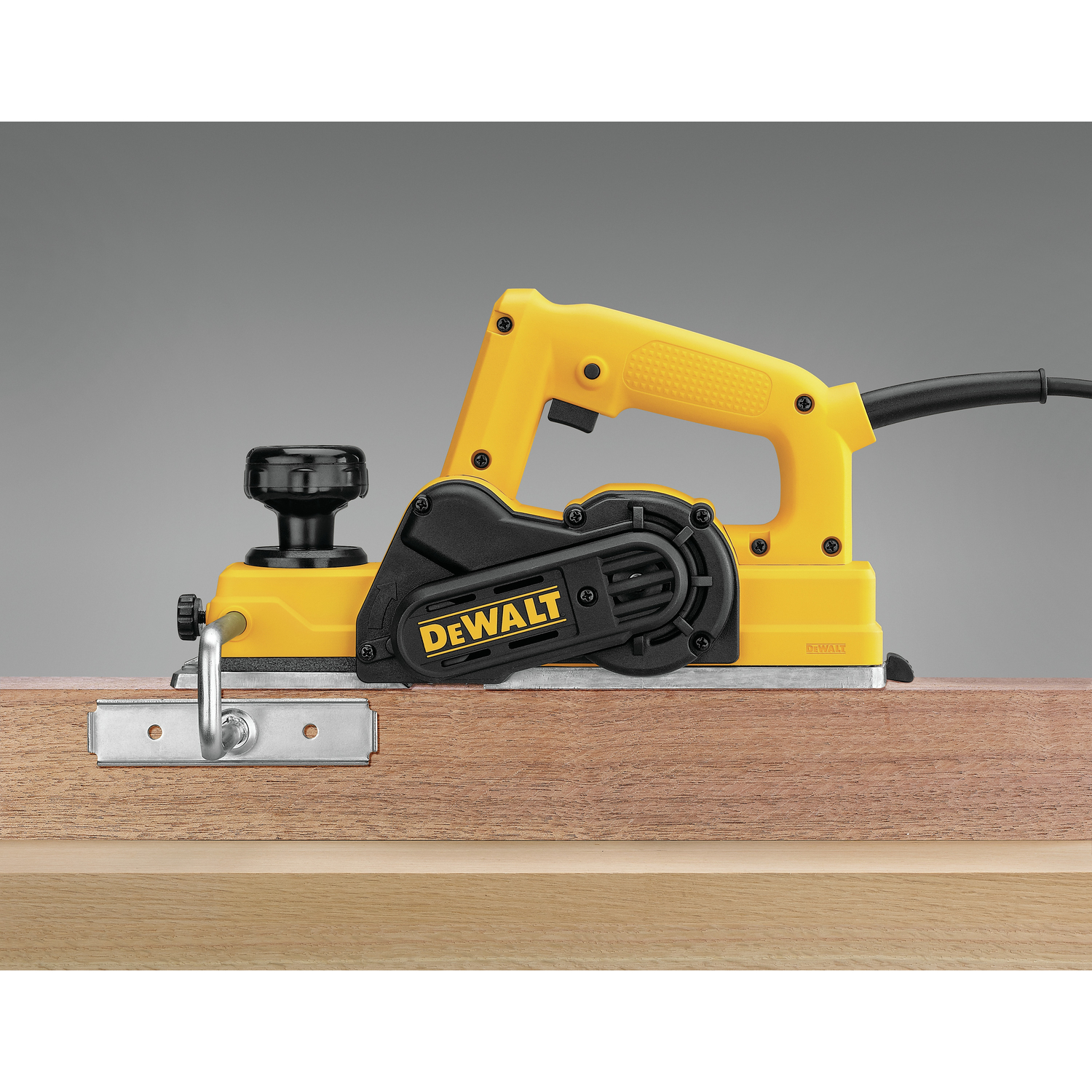 DW 5.5 amps 3-1/4 in. Corded Planer