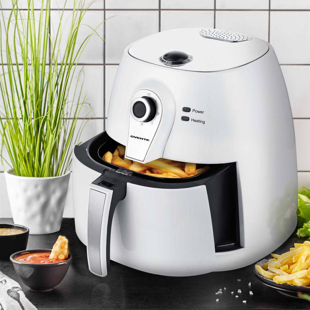 OVENTE 3.2 qt. White Electric Air Fryer with 30-min Timer Adjustable Temperature Controls Includes Fry Basket and Grill Pan FAM21302W