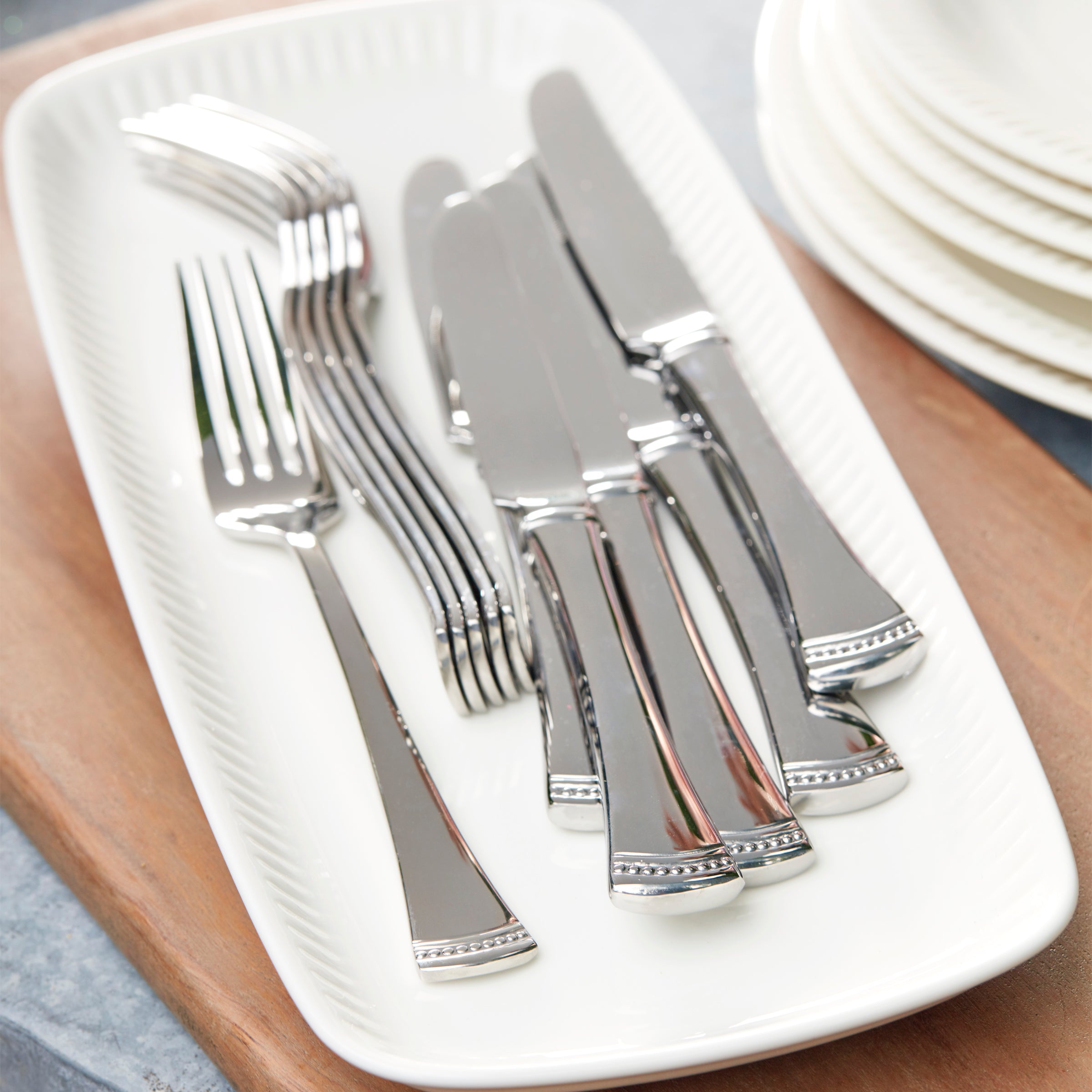 Portola 65-Piece Flatware Set