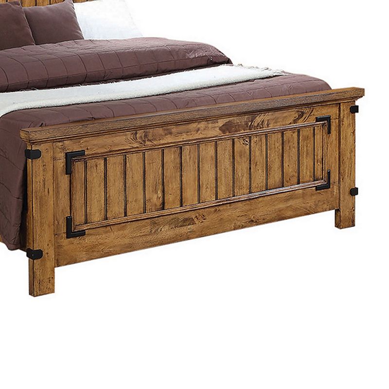 Cottage Style Queen Size Bed with Plank Detailing and Metal Accents， Brown