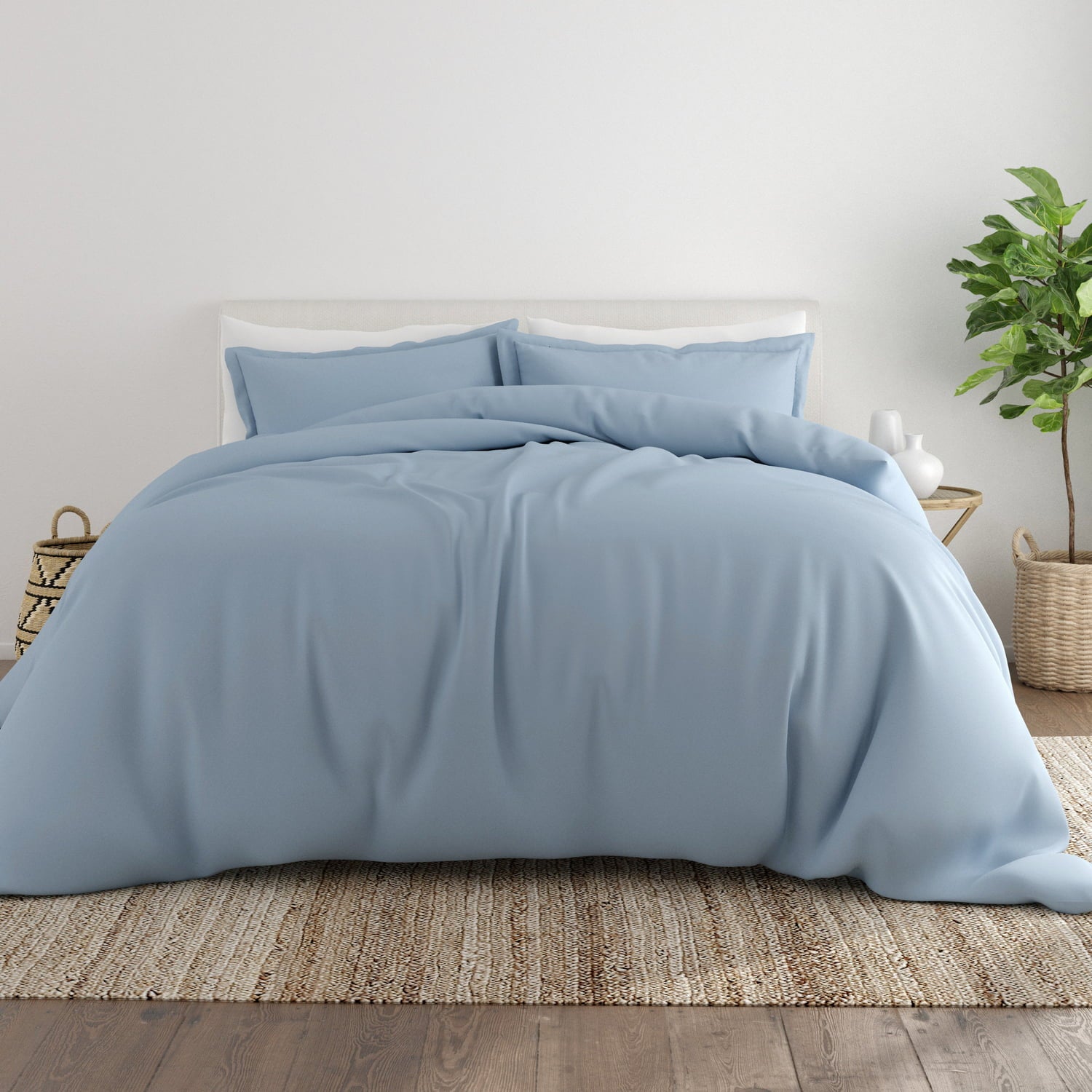 Light Blue 3 Piece Solid Microfiber Duvet Cover Set， Full/Queen， by Noble Linens