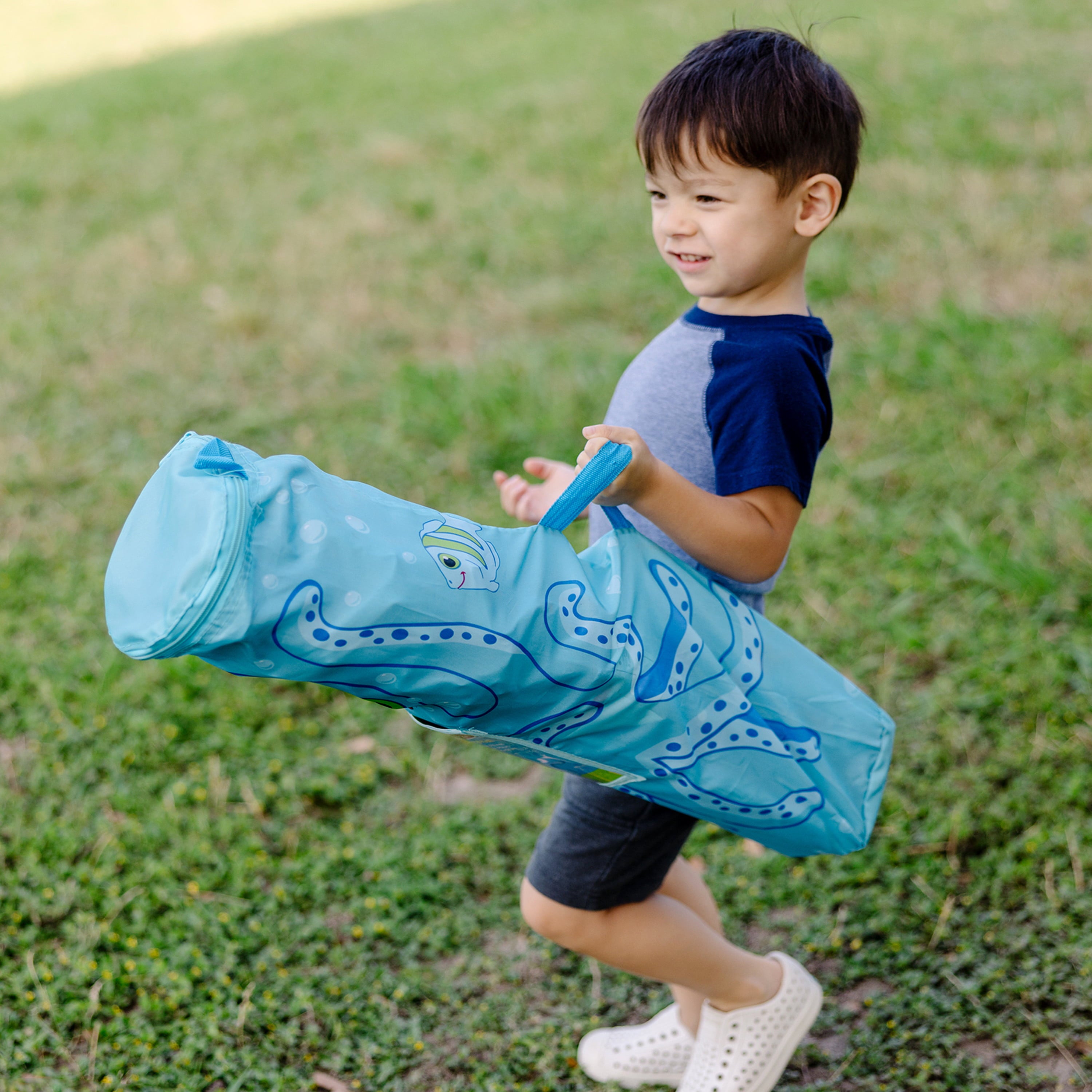 Melissa & Doug Sunny Patch Flex Octopus Folding Beach Chair for Kids