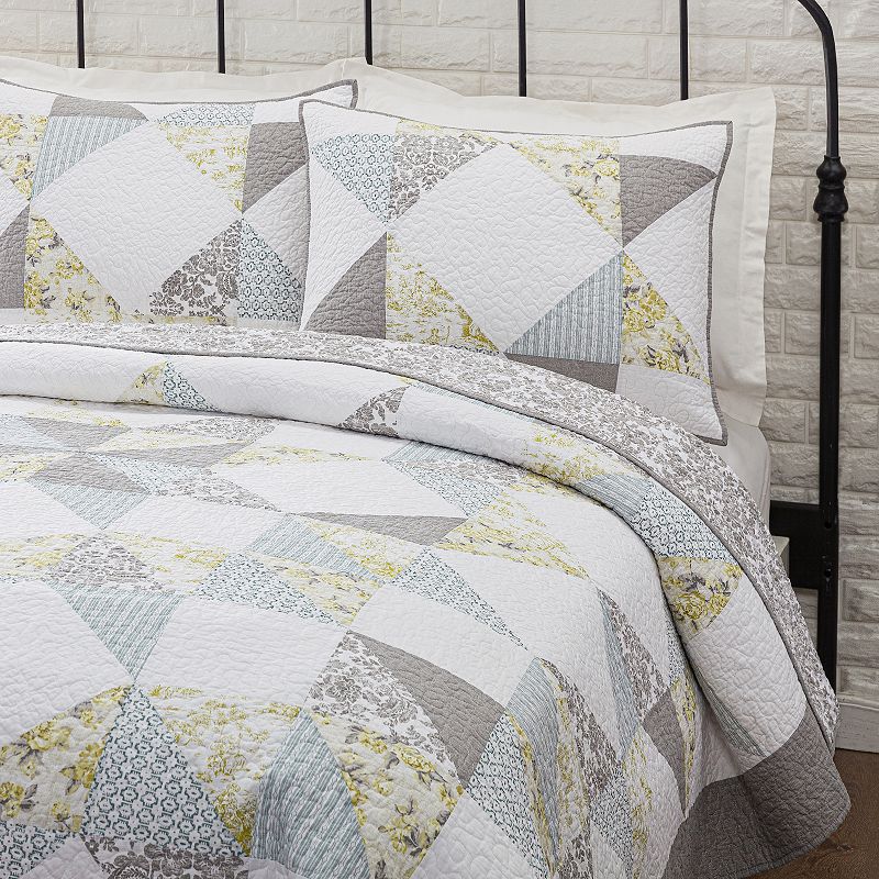 Mary Jane's Home Reine-Marie Quilt Set with Shams