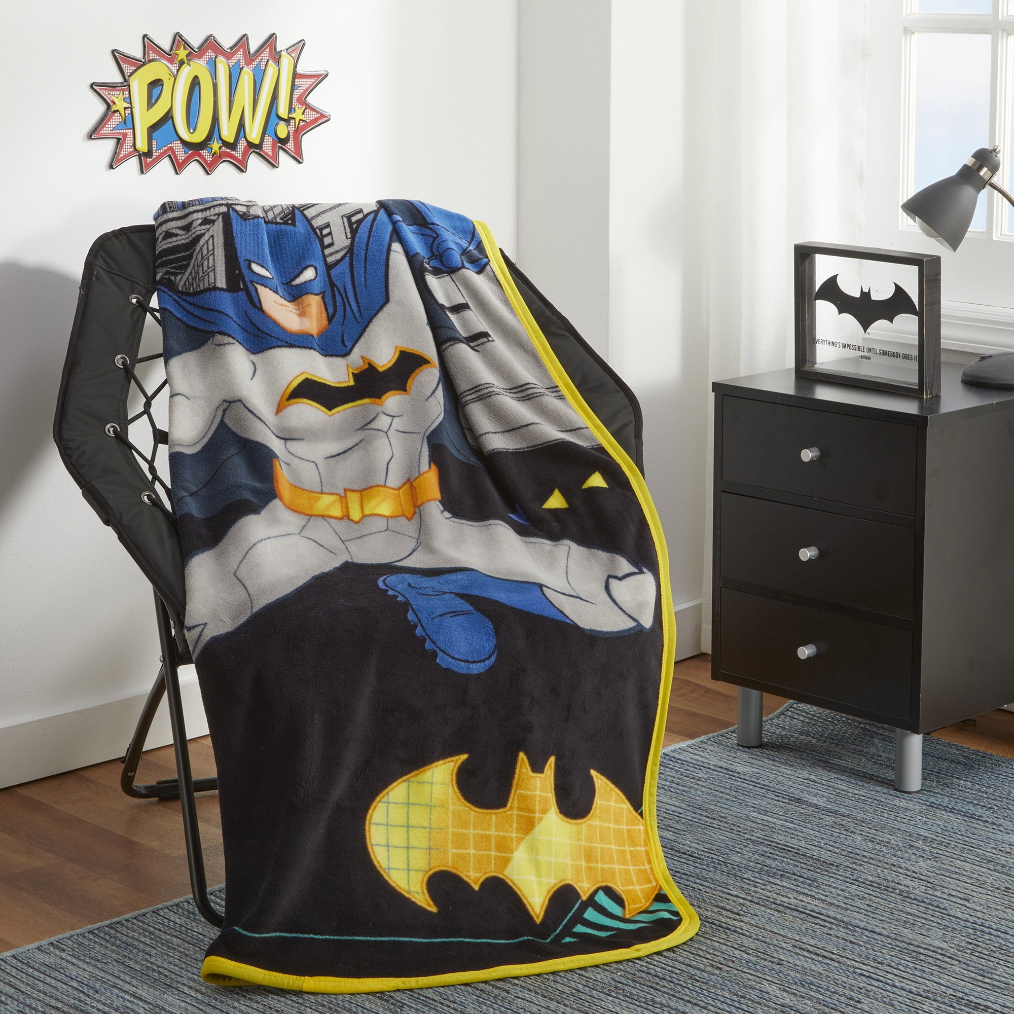 Batman Kids Fleece Throw Blanket， 46 x 60， Gray， Warner Bros