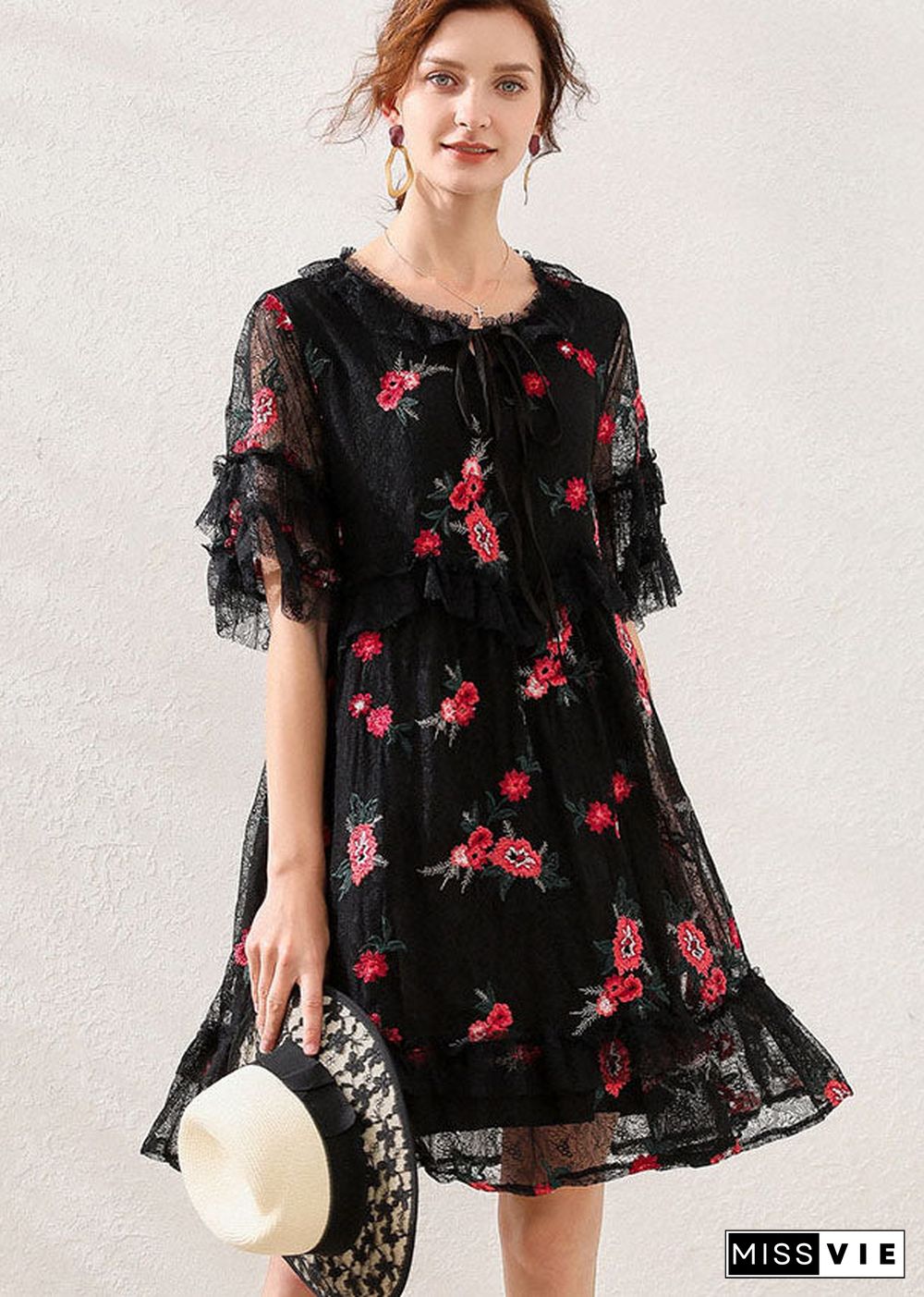 Women Black Embroideried Patchwork Lace Mid Dress Short Sleeve