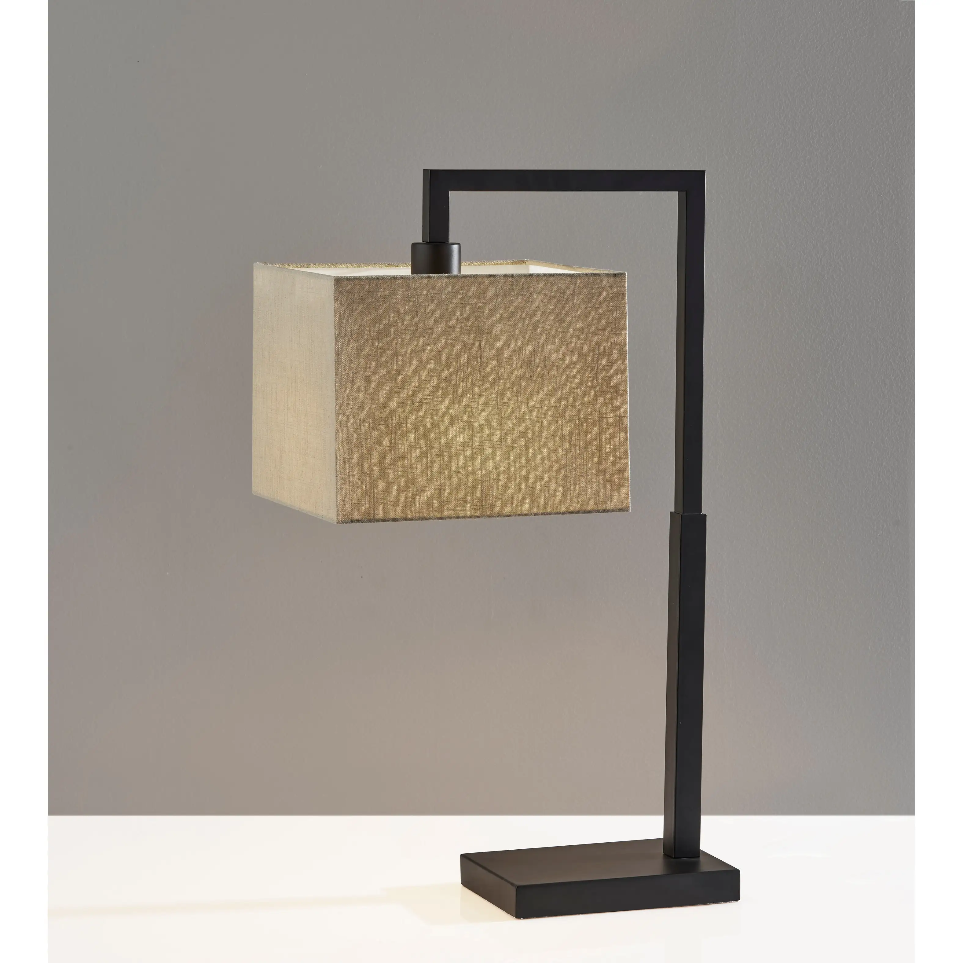 Richard Table Lamp