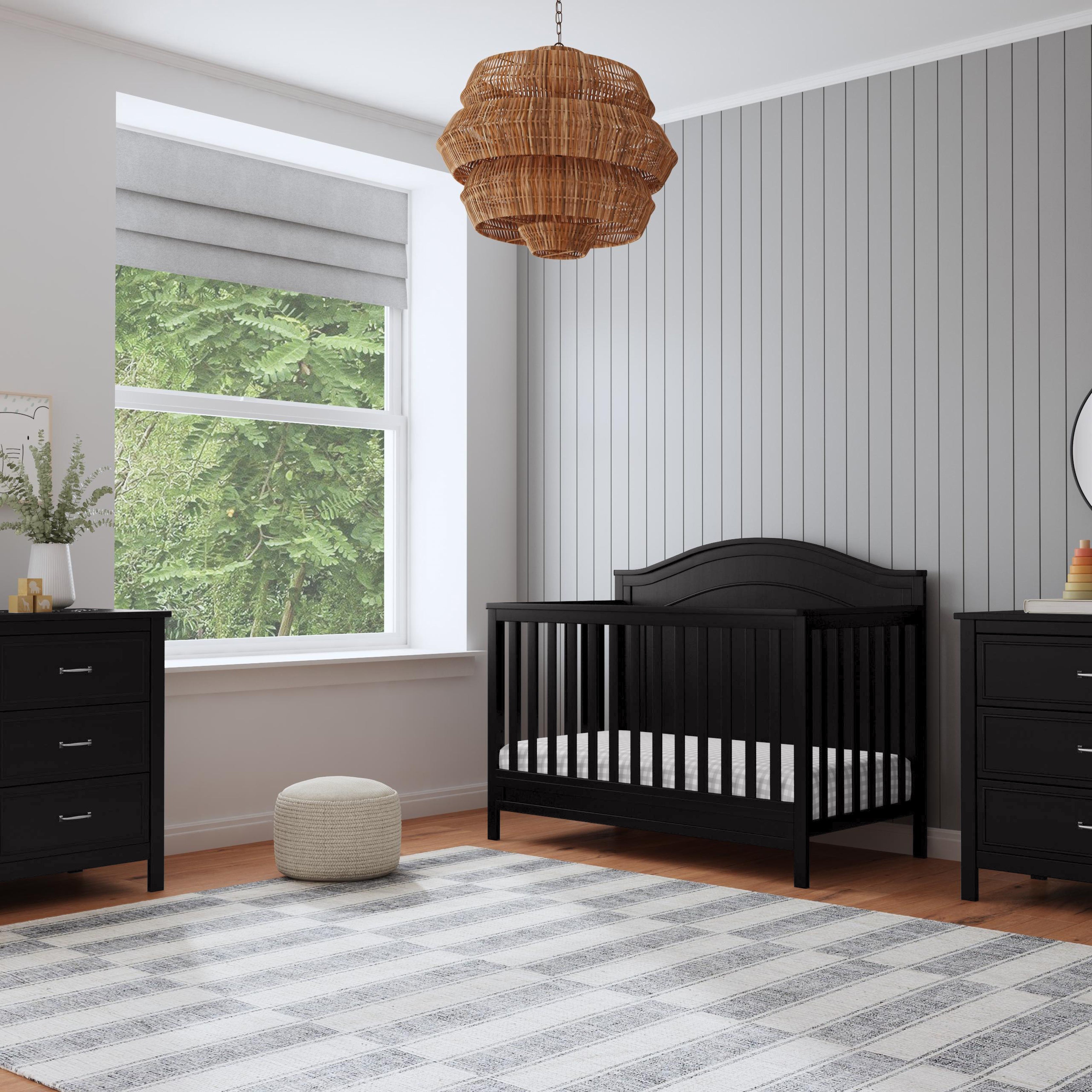 DaVinci Charlie 4-in-1 Convertible Crib in Ebony