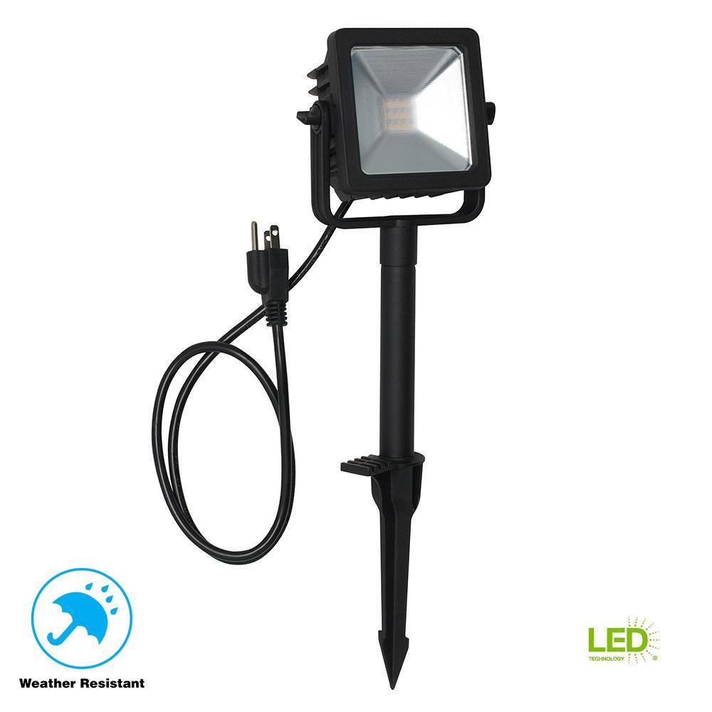 Hampton Bay Plug-In Black Outdoor Integrated LED Landscape Flood Light G09457