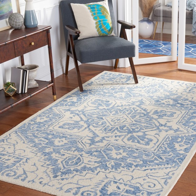 Metro Met457 Hand Tufted Area Rug Safavieh