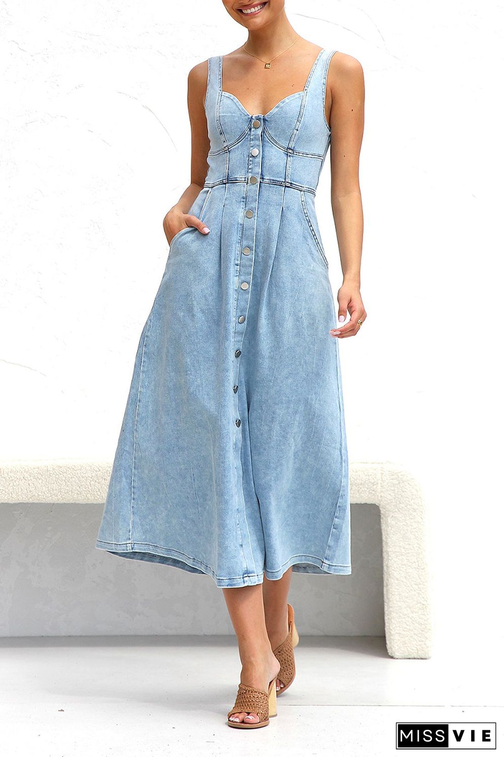 Elegant Solid Make Old Pocket Buckle V Neck Sleeveless Loose Denim Dresses