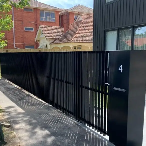 3D Privacy vertical blade slat fence pickets aluminium welded fencing panels.