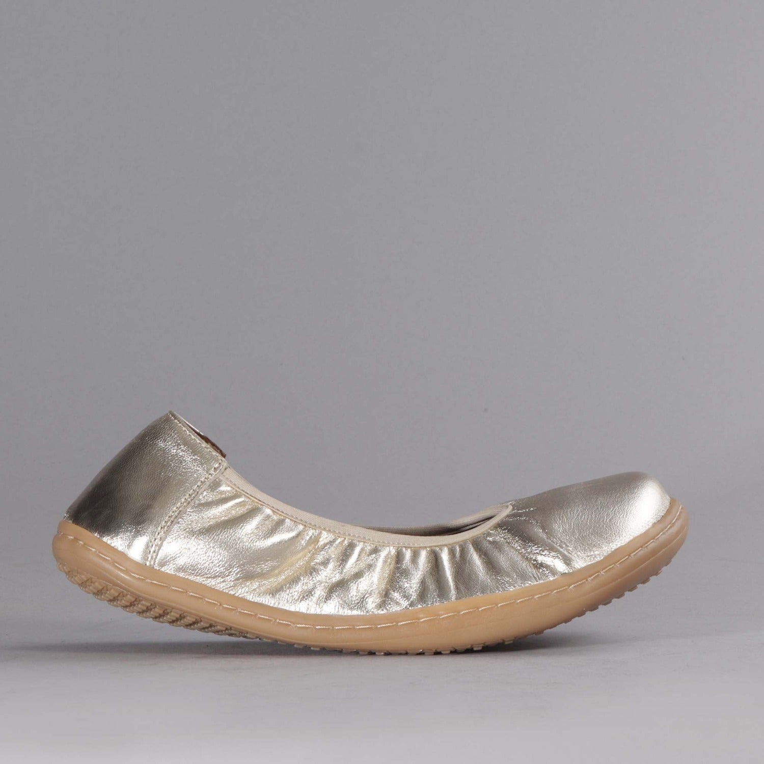 Elasticated Barefoot Pump with Removable Footbed in Gold - 12530