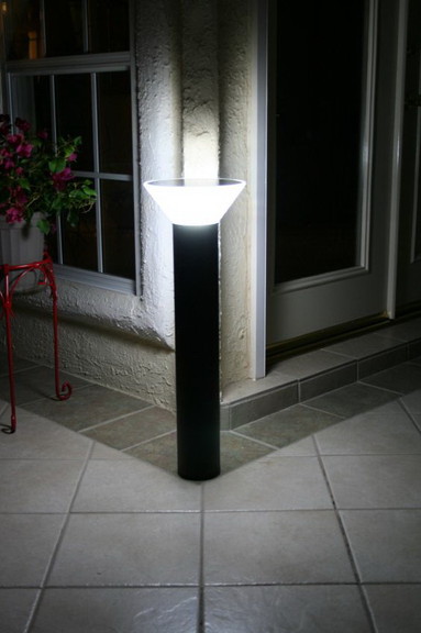 YardBright GBT9012 Premium Modern Solar Bollard Li...