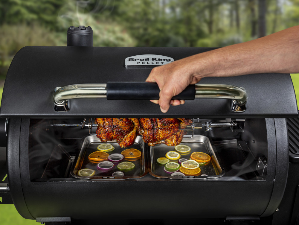 Broil King Regal Pellet 500 Pro Grill ;