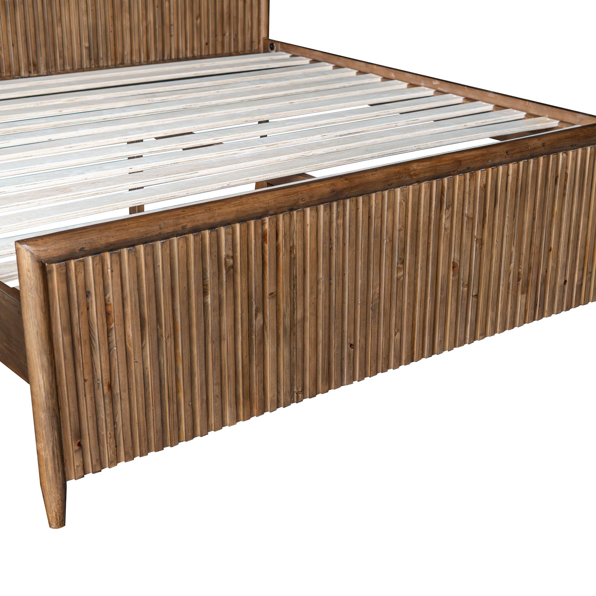 Britanica King Bed