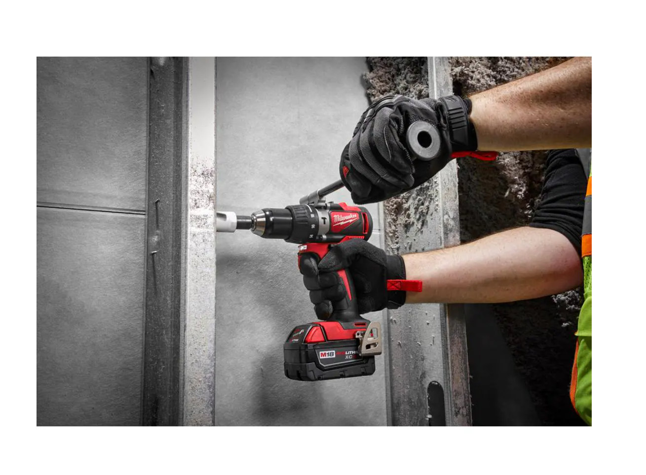 Milwaukee 2902-20 M18 18-Volt Lithium-Ion Brushless Cordless 1/2 in. Compact Hammer Drill Tool Only