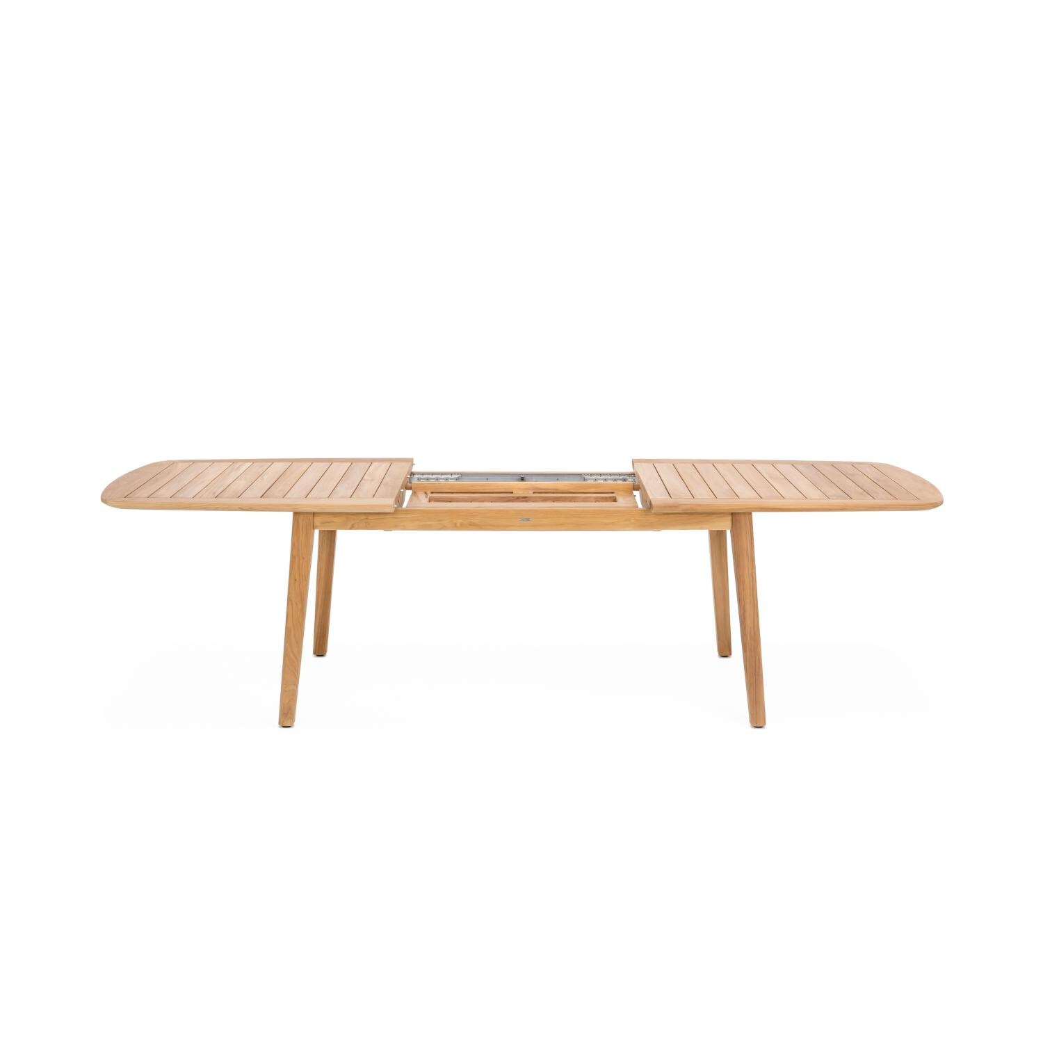 Signature Carrolton Table 78/110-Inch W/Extension