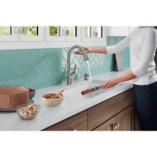 KOHLER Setra Single-Handle Touchless Pull-Down Sprayer Kitchen Faucet in Vibrant Stainless K-R22898-SD-VS