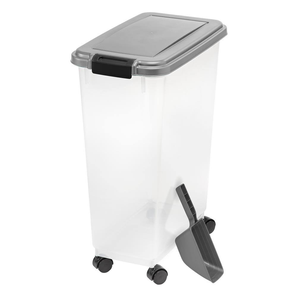IRIS 47 Qt. Airtight Pet Food Container in Chrome 301045