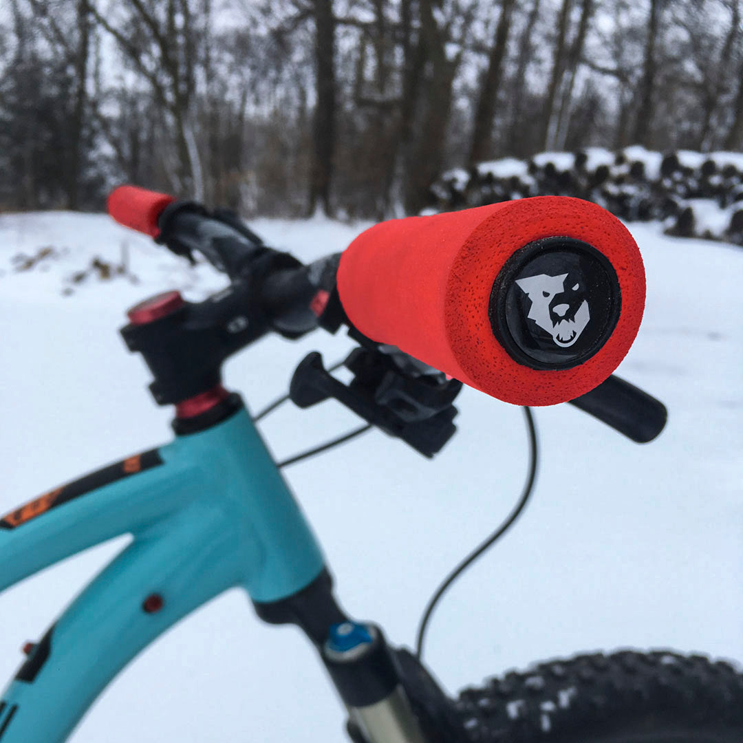 Fat Paw Grips by Wolf Tooth