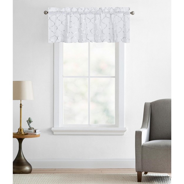 Kate Aurora Living Metallic Foil Lattice Quatrefoil White amp Silver Window Valance