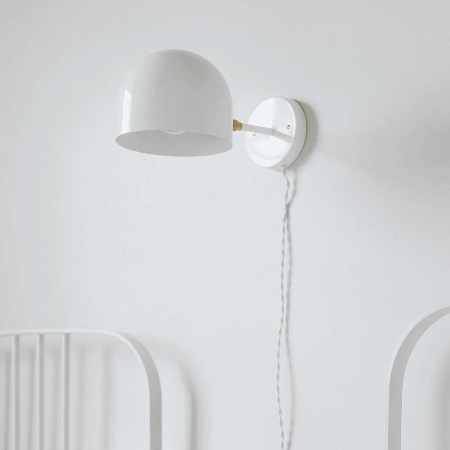 Amélie Sconce 8