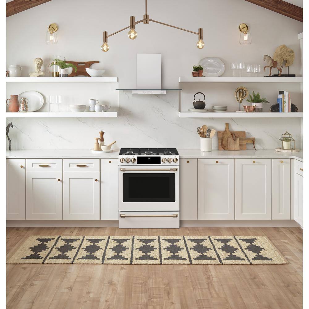 Cafe 30 in. 5.6 cu. ft. Smart Gas Range with Self-Clean Oven in Matte White Fingerprint Resistant CGS700P4MW2