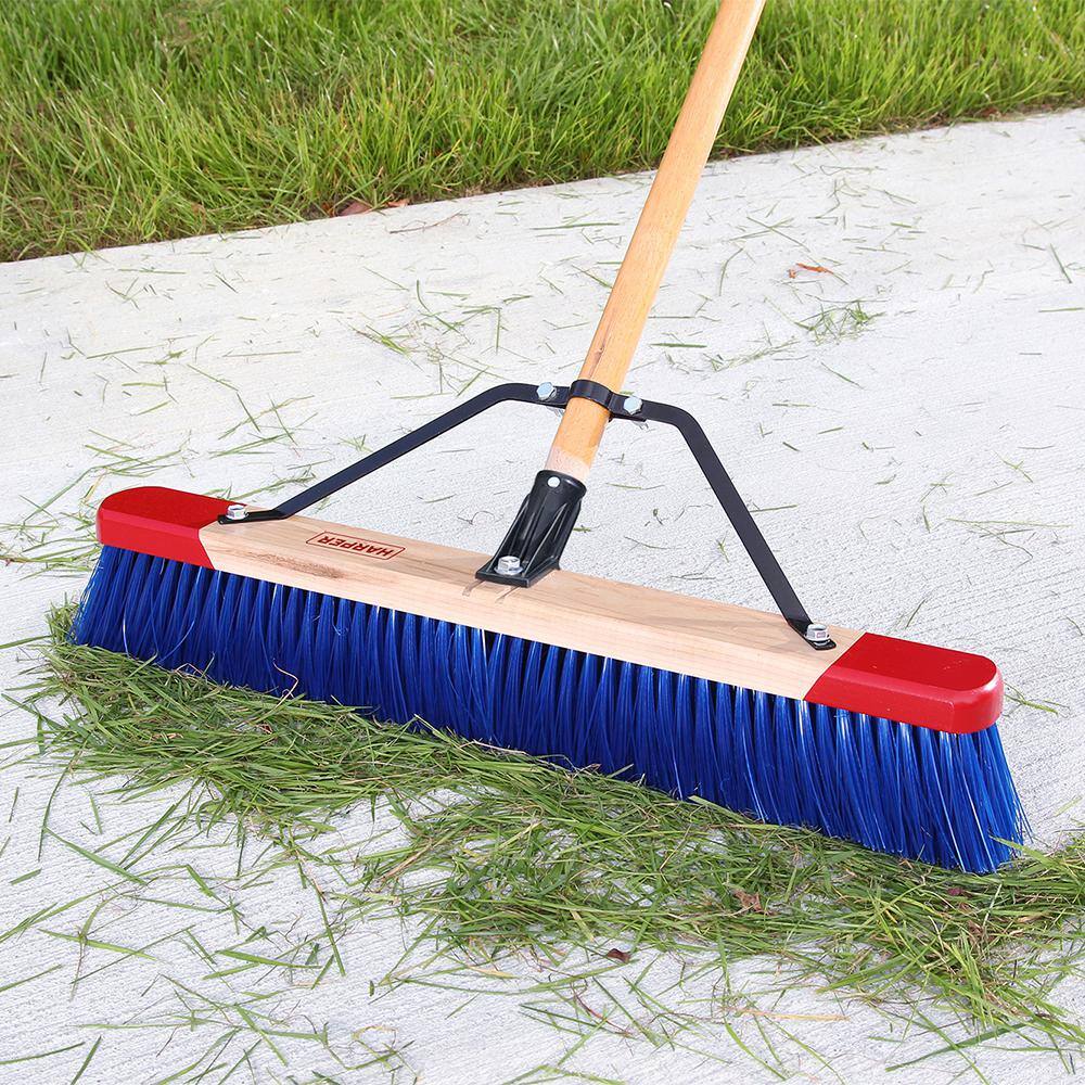 HARPER 24 in. Outdoor WetDry Push Broom 7924P1