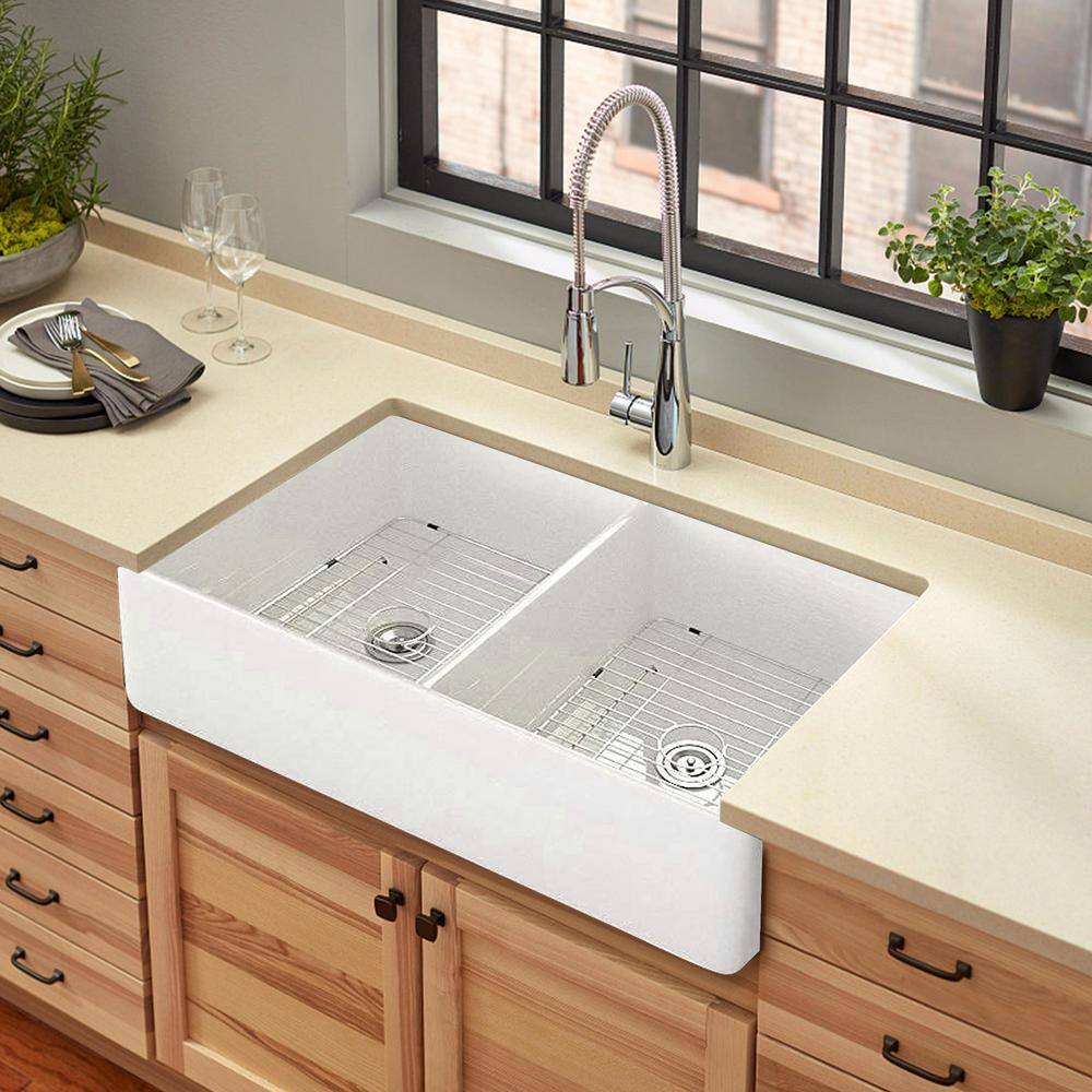 Interbath White Fireclay 32 in. Double Bowl Farmhouse Apron Kitchen Sink ITBDL322010D