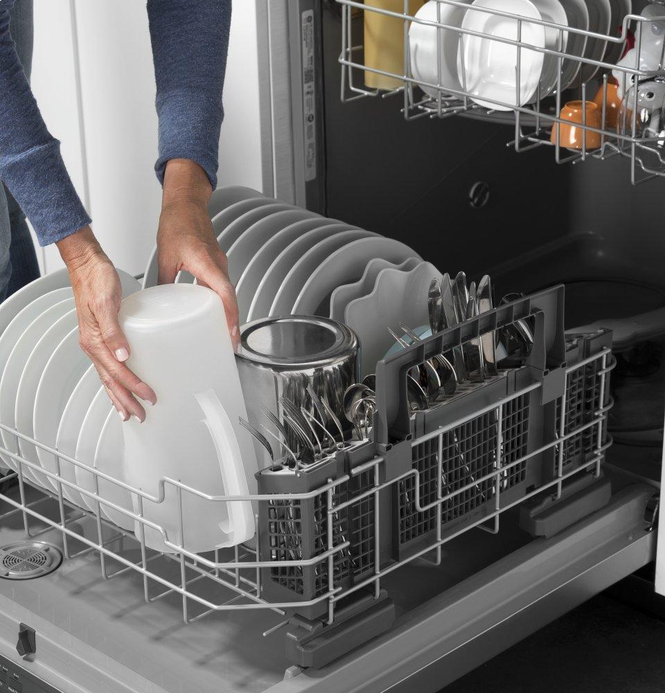 Ge Appliances GDT630PGMWW Ge® Top Control With Plastic Interior Dishwasher With Sanitize Cycle & Dry Boost